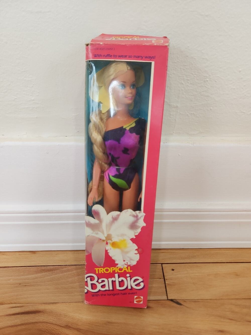 Rare Vintage Mattel 1985 Tropical Barbie 1017 Longest Hair Ever NRFB. Worn Box